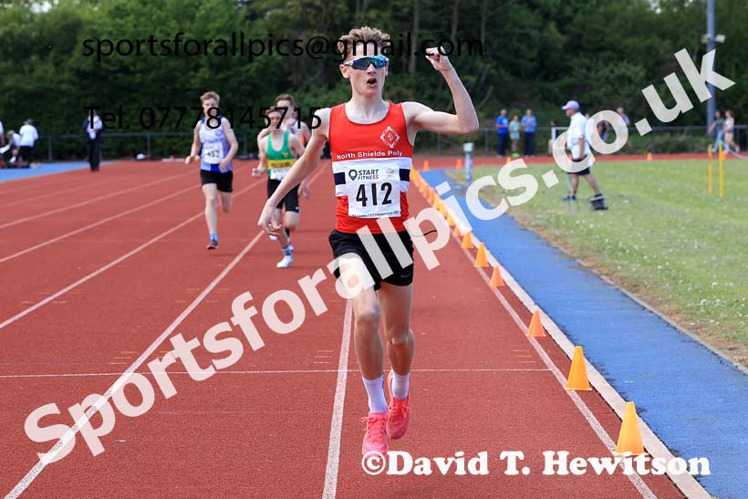 Mens under-17s 800 metres, 2025 North Eastern Track and Field Champs., Shildon, County Durham. Photo: David T. Hewitson/Sports for All Pics